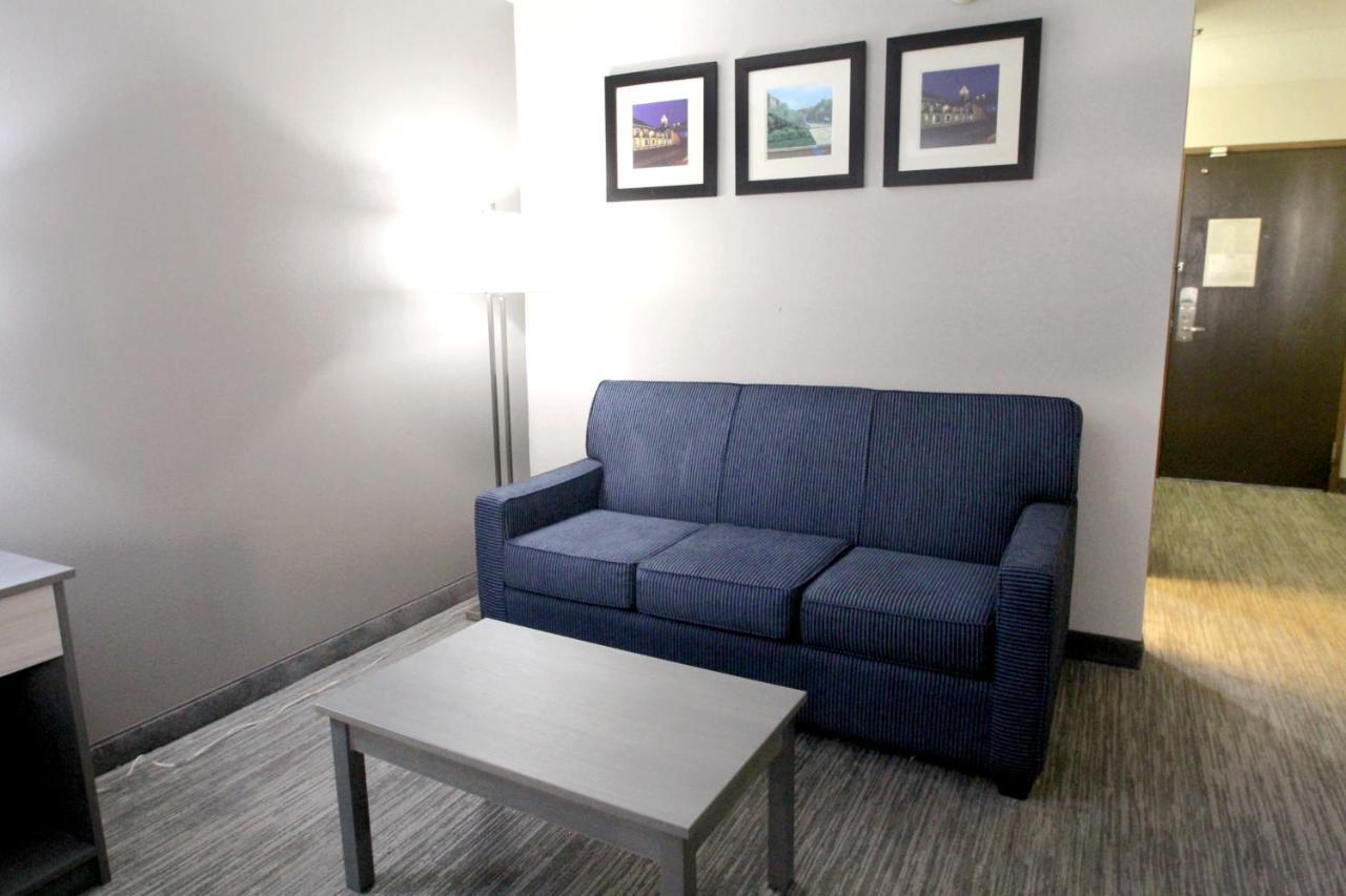Baymont By Wyndham Lafayette - Purdue University Екстер'єр фото