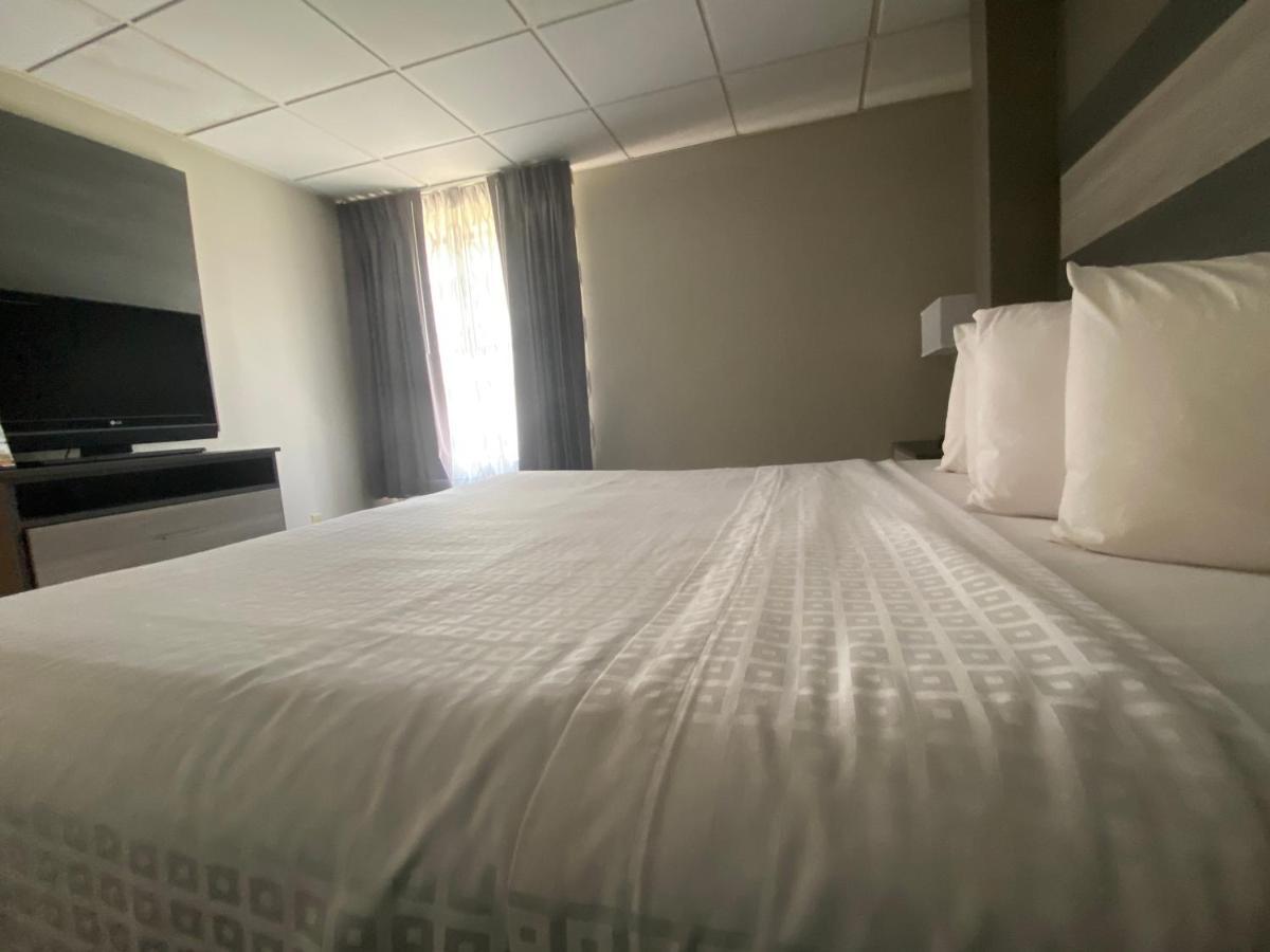 Baymont By Wyndham Lafayette - Purdue University Екстер'єр фото