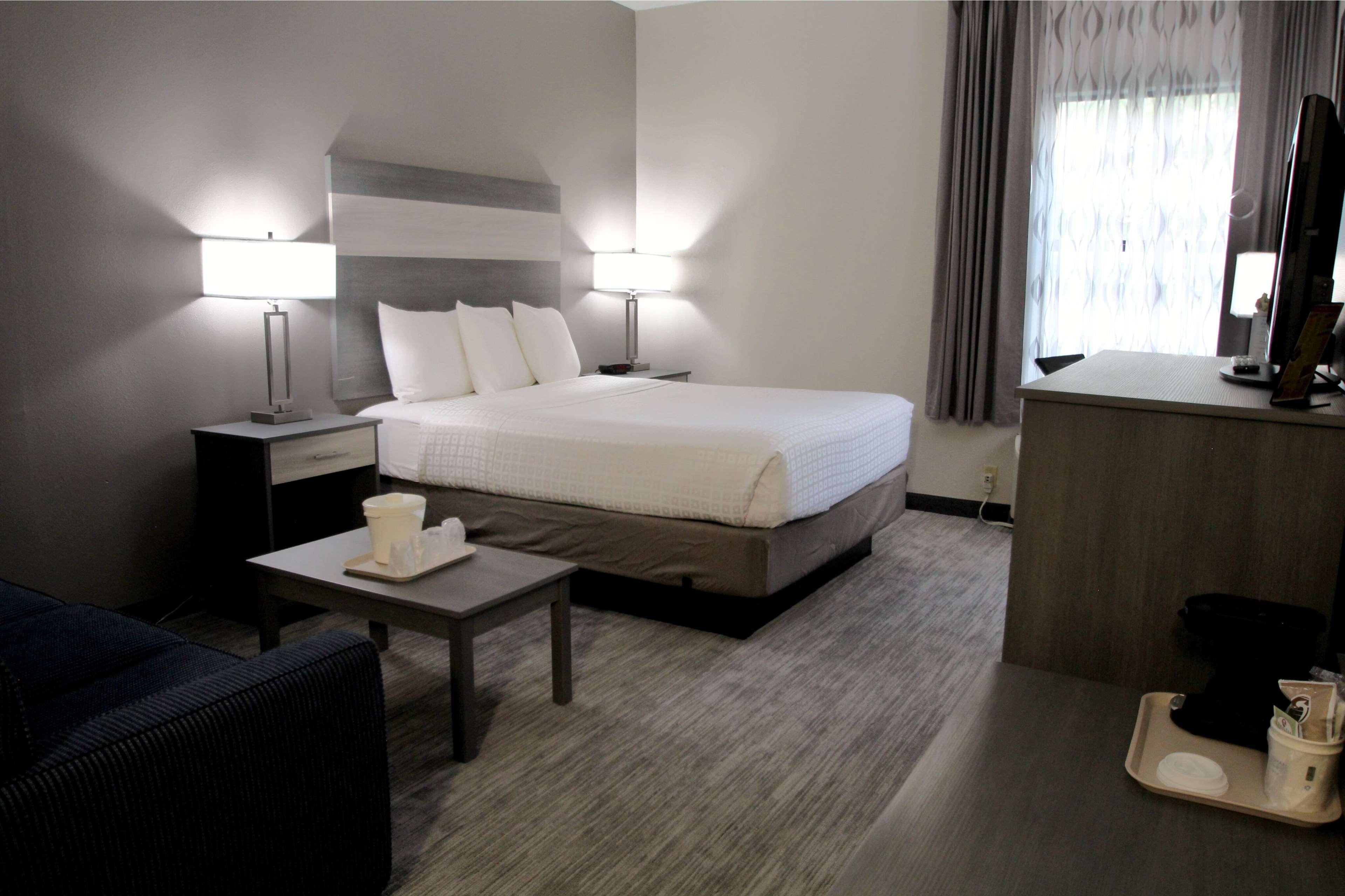 Baymont By Wyndham Lafayette - Purdue University Екстер'єр фото