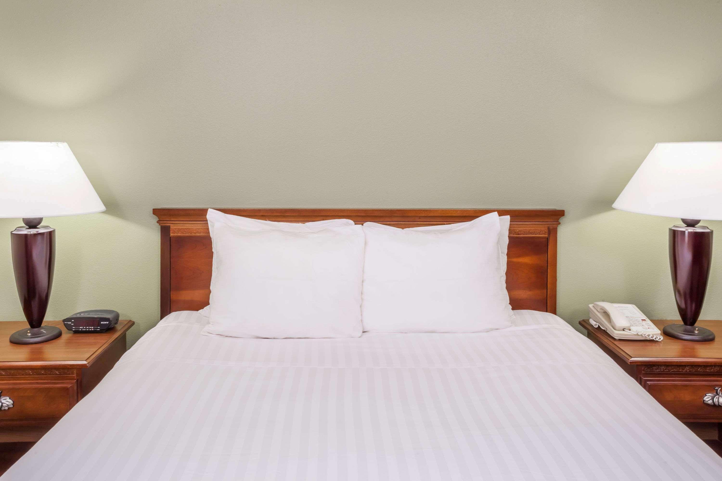 Baymont By Wyndham Lafayette - Purdue University Екстер'єр фото