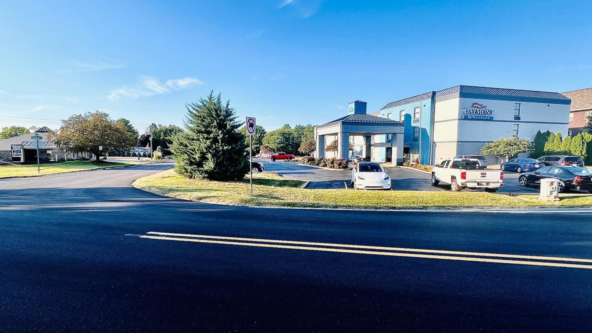 Baymont By Wyndham Lafayette - Purdue University Екстер'єр фото